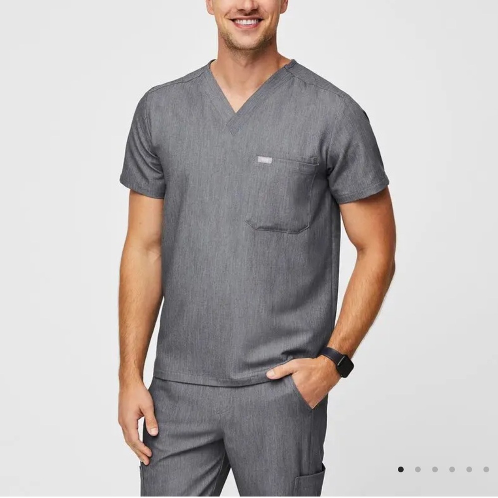 Figs Graphite Gray Leon Scrub Top Large